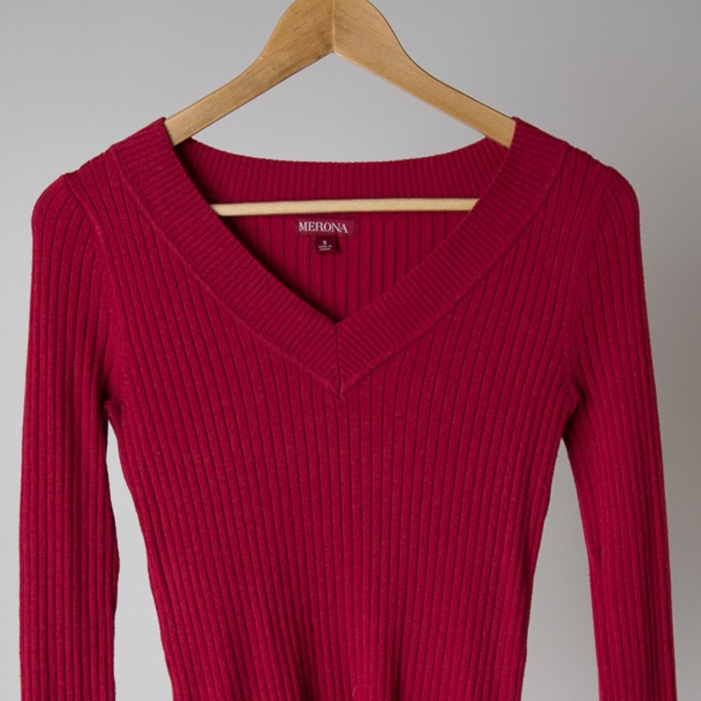 Red Long Sleeve Fitted Sweater
